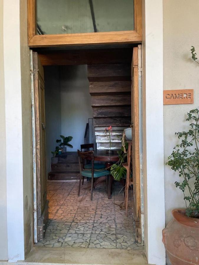 Labottega - Camere 马里纳-迪-皮特拉桑塔 外观 照片